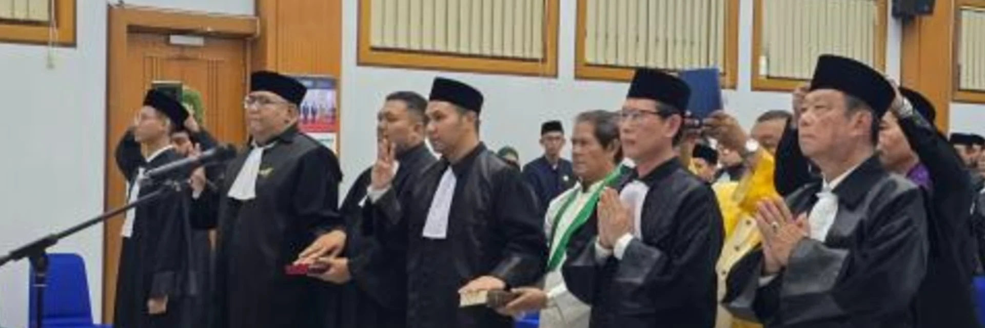 PENGAMBILAN SUMPAH DAN PELANTIKAN ADVOKAT PERIODE JUNI 2026 DI PENGADILAN TINGGI BANDUNG